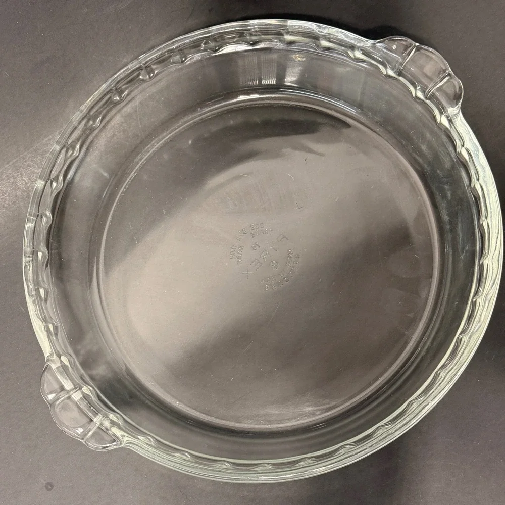 Vintage Pyrex 228 Clear Glass 8.5 Inch Pie Plate Fluted Rim with Handles USA